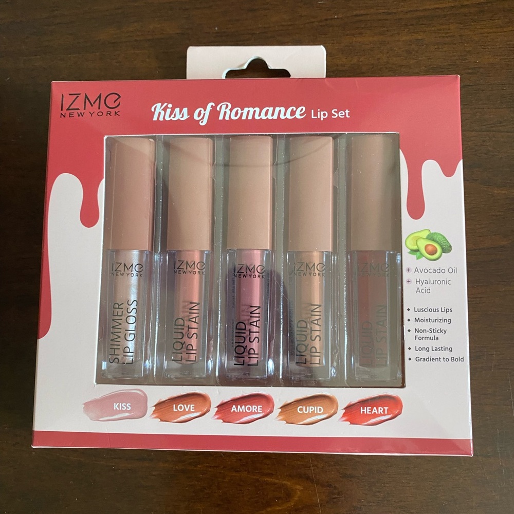 IZME New York Lip Set